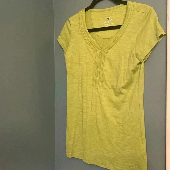 Kuhl womens Tshirt - small - green - short sleeve - vneck - buttons - like new - Picture 1 of 5